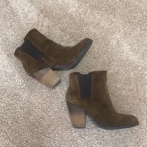 Vince Camuto— Brown suede booties